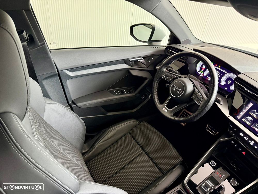 Audi A3 Sportback 40 TFSIe S line - 27