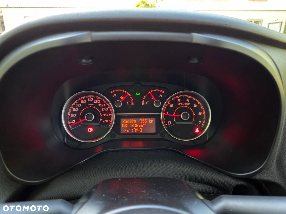 Fiat Doblo - 23