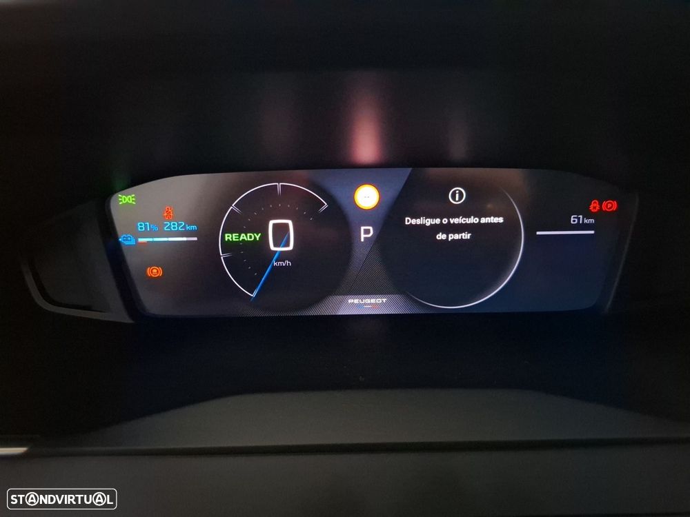 Peugeot e-208 50 kWh Allure — fotografia 14