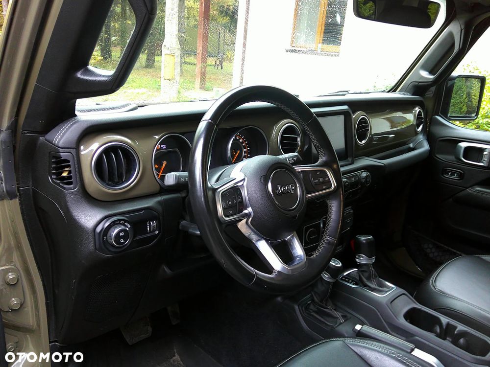 Jeep Gladiator - 10