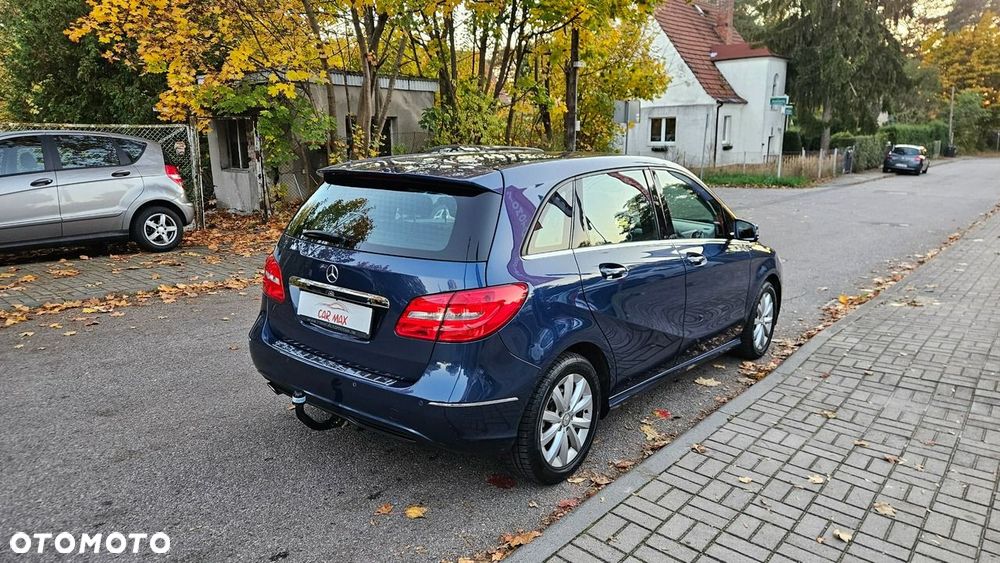 Mercedes-Benz Klasa B 180 BlueEFFICIENCY Edition Style - 8