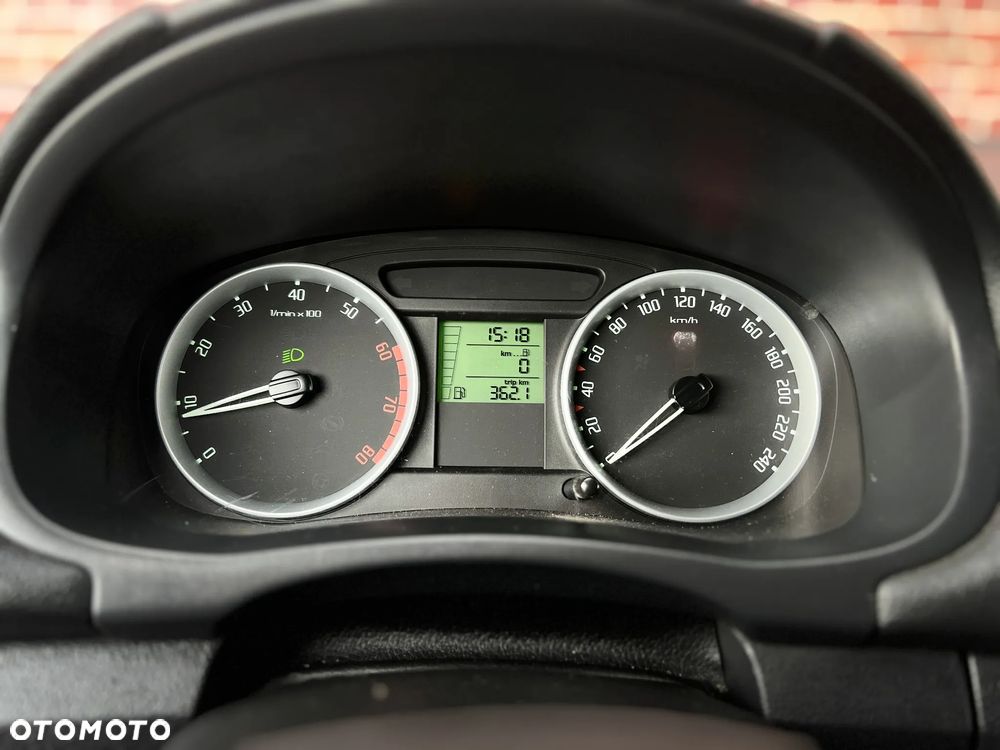 Skoda Roomster - 24