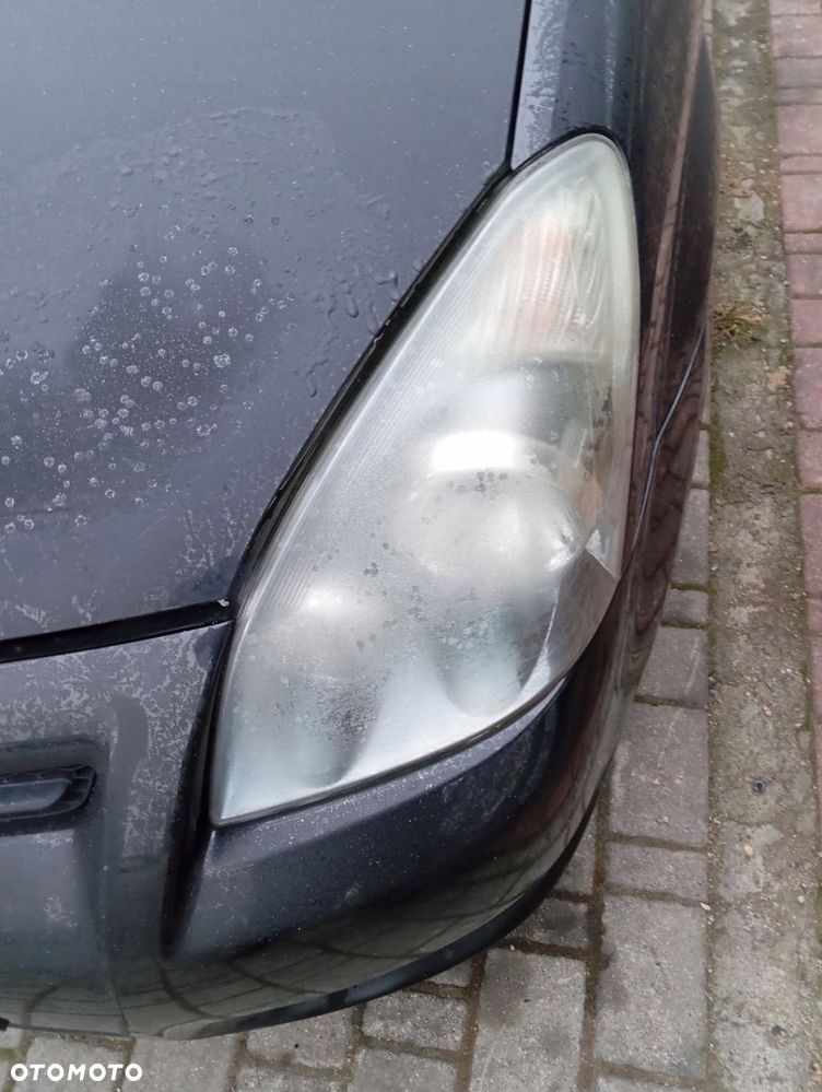 TOYOTA COROLLA VERSO II LAMPA LEWA PRZEDNIA PRZÓD EU - 1