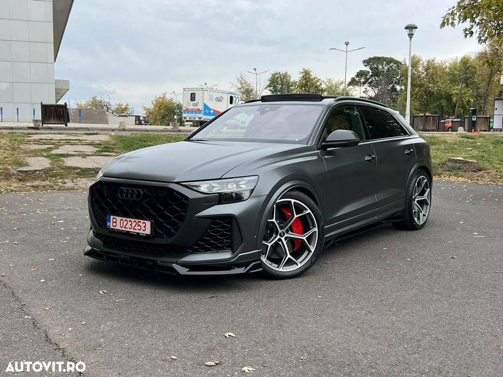Audi Q8 - 1
