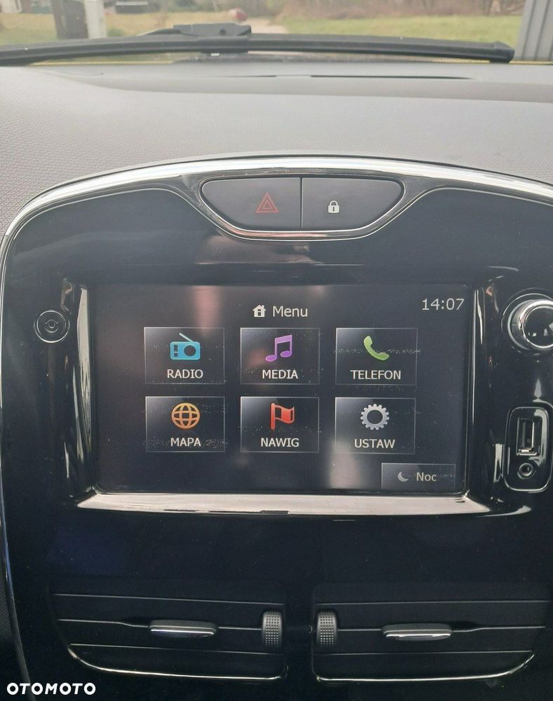 Renault Clio - 18