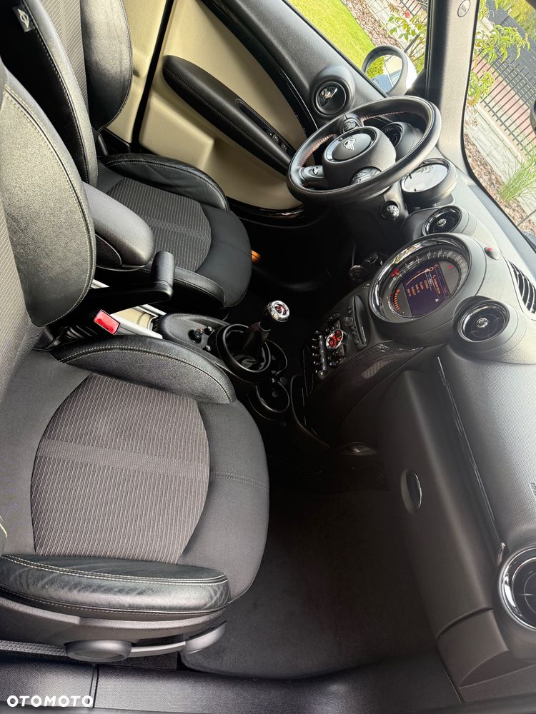 MINI Countryman - 16