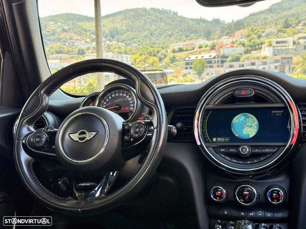 MINI 5 Portas Cooper SD Aut. - 12