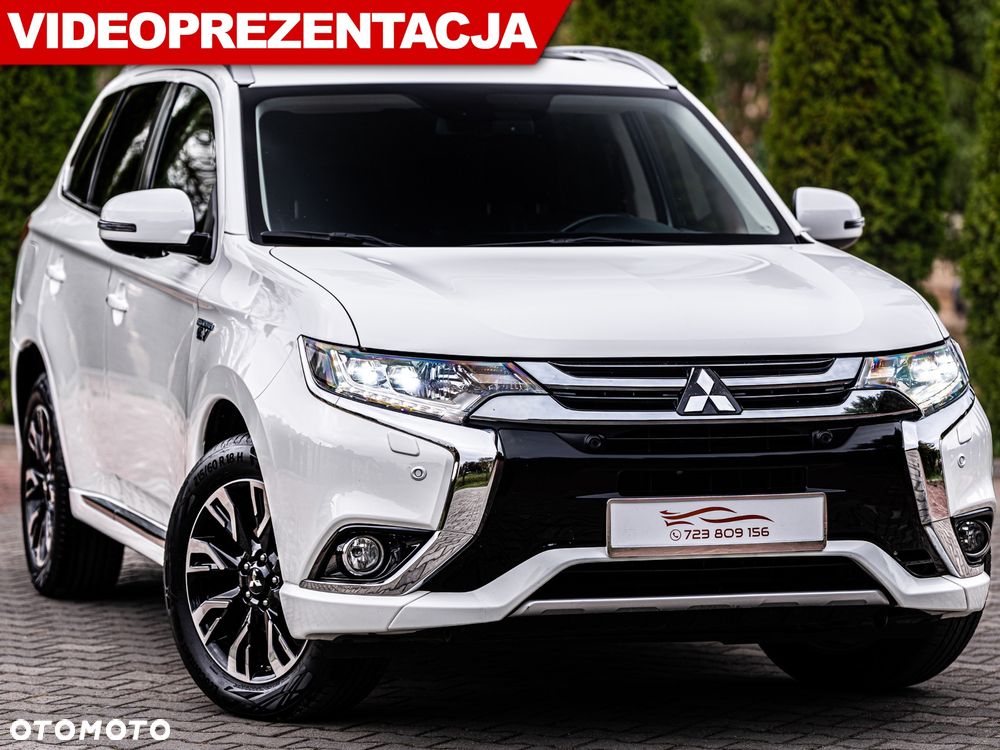 Mitsubishi Outlander 2.0 4WD Plug-In Hybrid Plus - 2