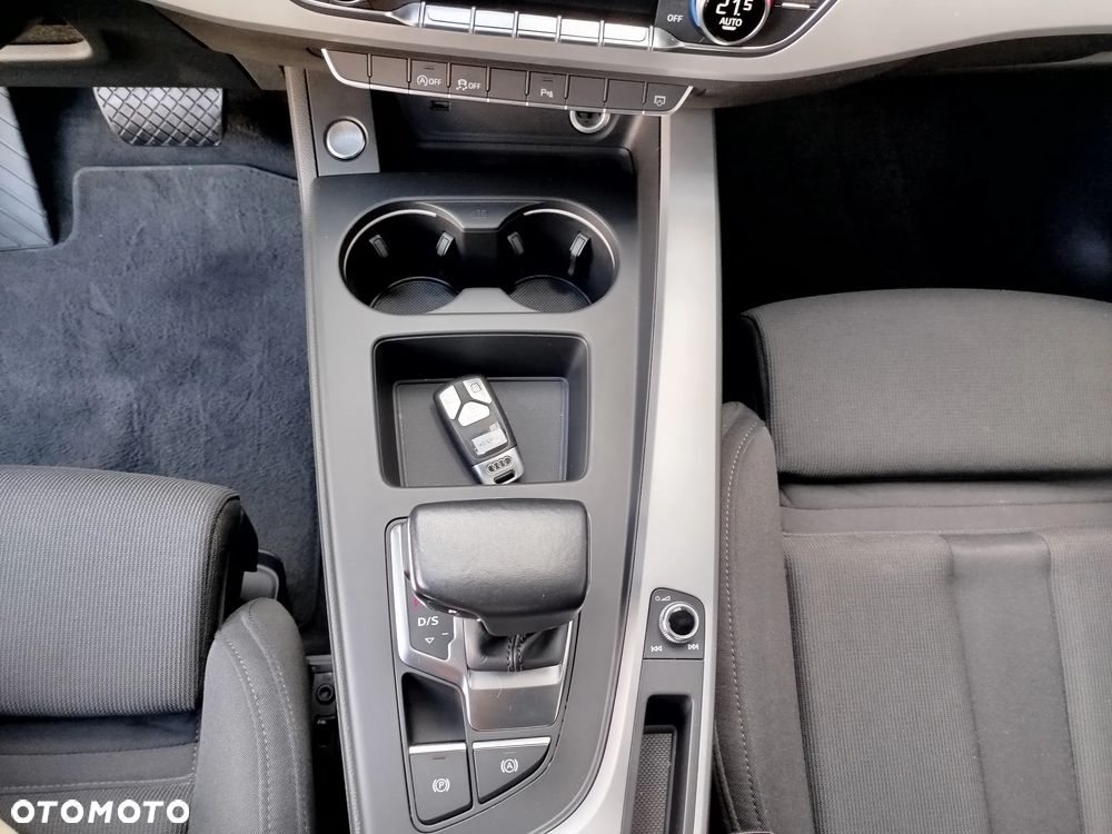 Audi A4 Limousine 35 TFSI mHEV Advanced S tronic - 21