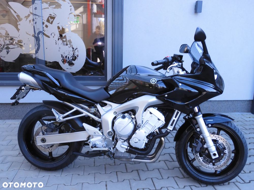 Yamaha FZ6 - 7