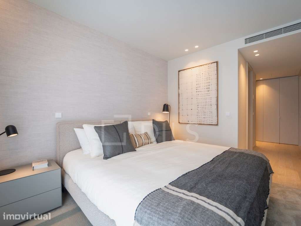 Apartamento T3 duplex com varanda em novo empreendimento, Vila Nova... - Grande imagem: 4/120