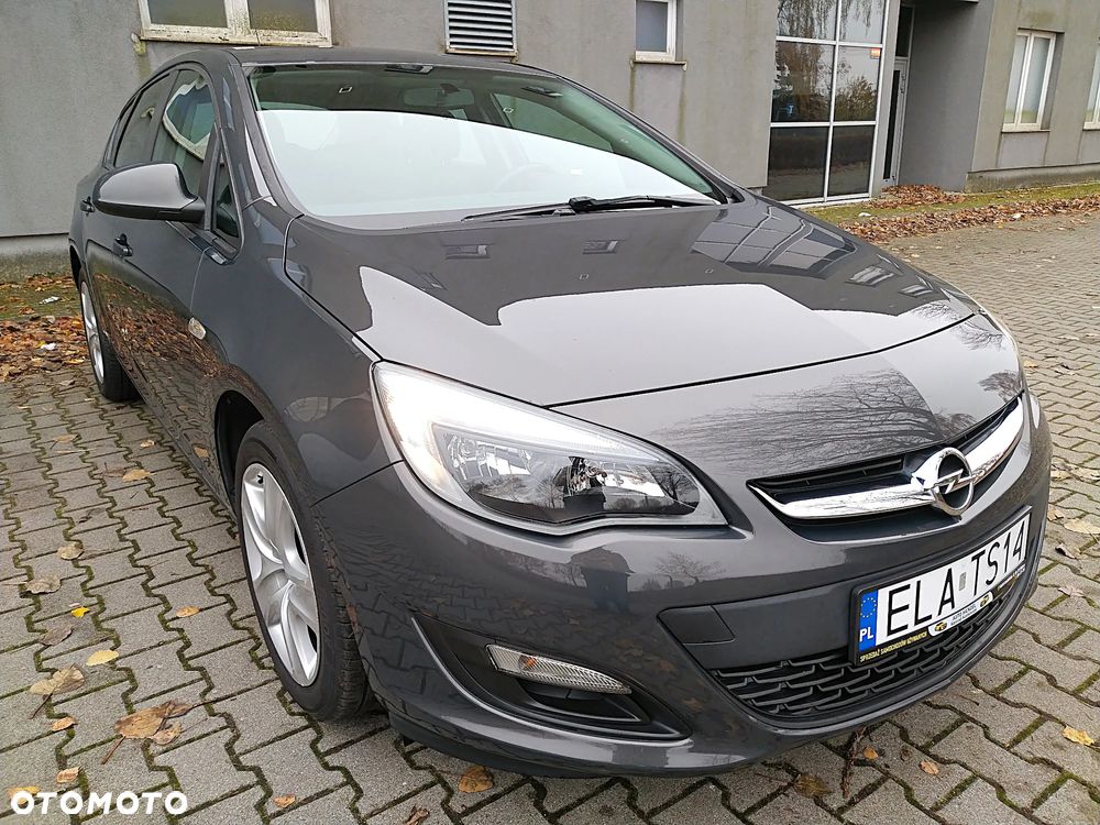 Opel Astra 1.4 Turbo Edition - 4