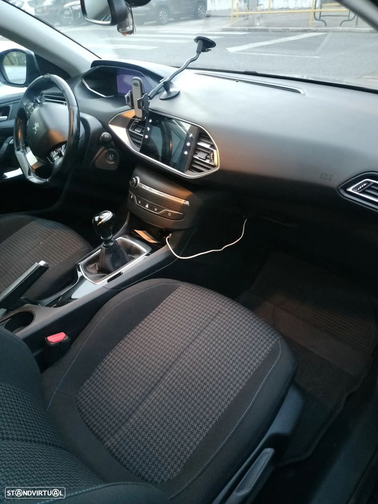 Peugeot 308 SW BlueHDi 100 Stop & Start Active - 7