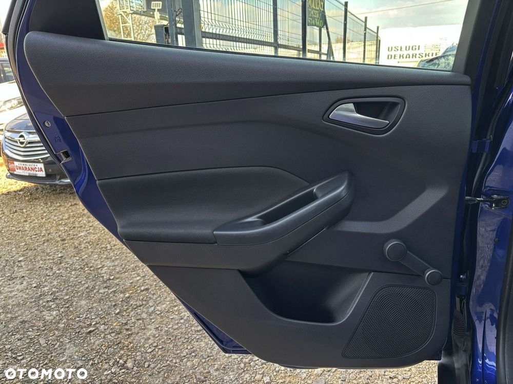 Ford Focus 1.6 Edition - 23