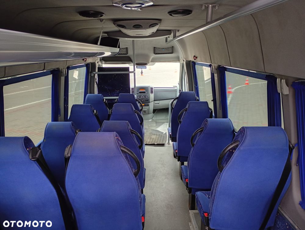 Mercedes-Benz SPRINTER - 13