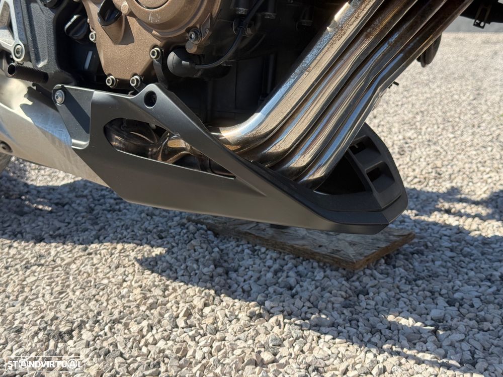 Honda CB 650 F full extras - 11