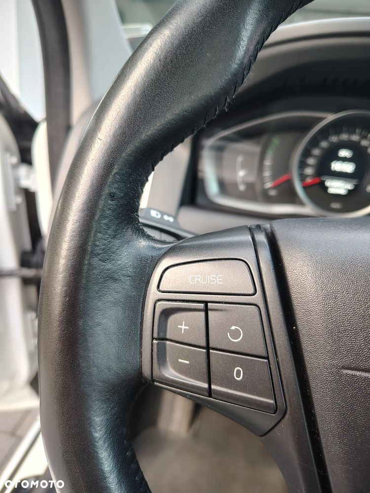 Volvo XC 60 D3 Drive-E Kinetic - 23