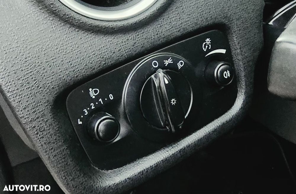 Ford Fiesta - 17