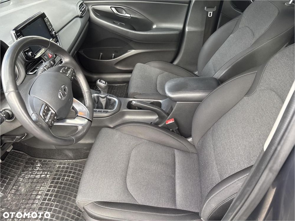 Hyundai i30 1.5 DPI Comfort - 10
