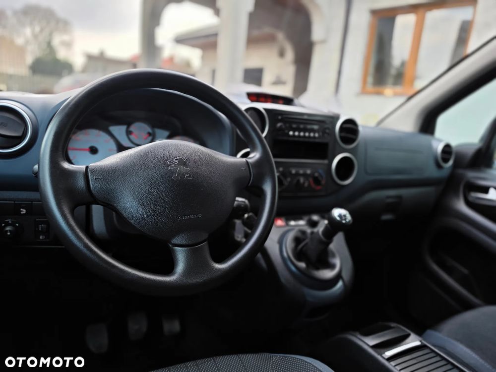 Peugeot Partner - 32