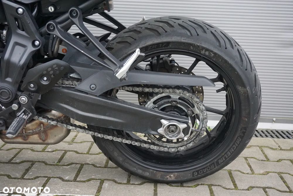 Yamaha MT - 12