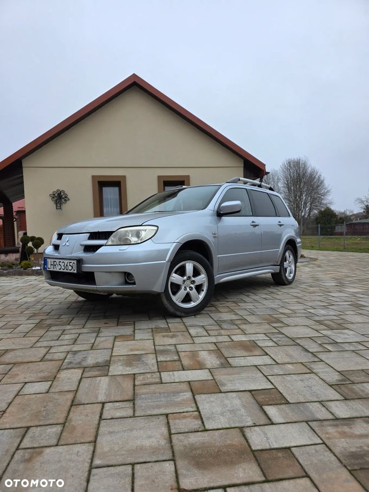 Mitsubishi Outlander 2.0 Comfort 4WD - 1
