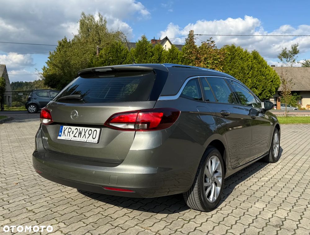 Opel Astra V 1.5 CDTI Elegance S&S - 10