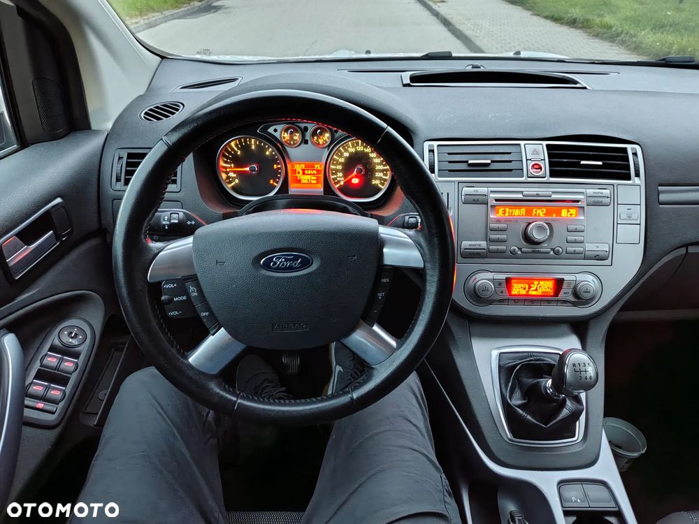 Ford Kuga 2.0 TDCi 4WD Titanium - 10