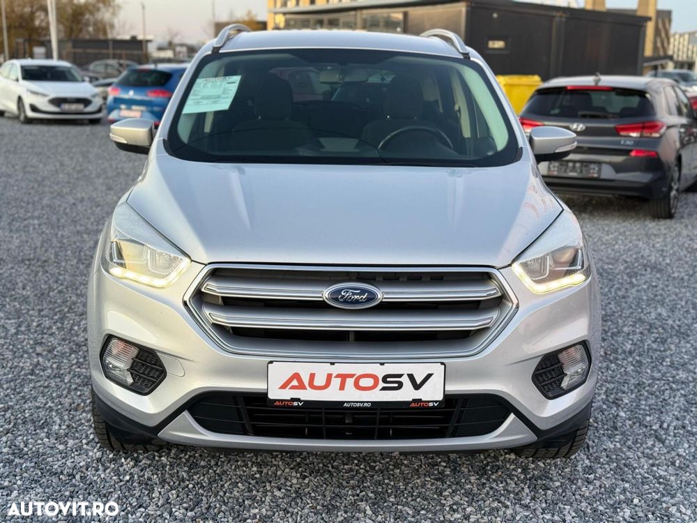 Ford Kuga 2.0 TDCi 2x4 Aut. Cool & Connect - 9