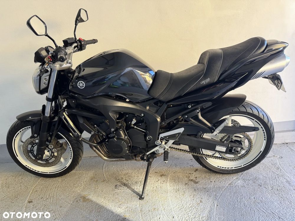 Yamaha FZ6 - 13