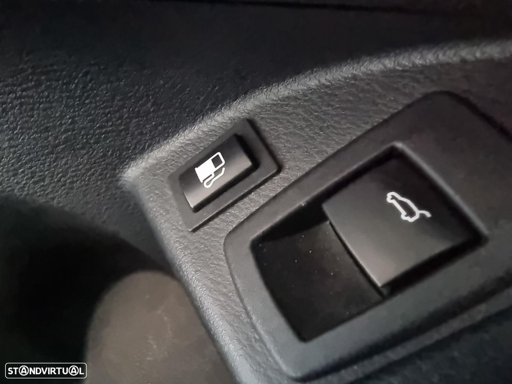 BMW X1 25 e xDrive xLine - 25