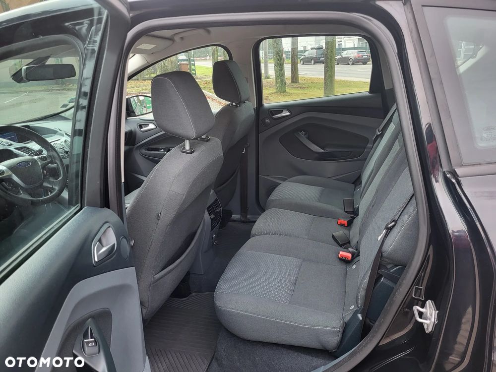 Ford C-MAX - 11