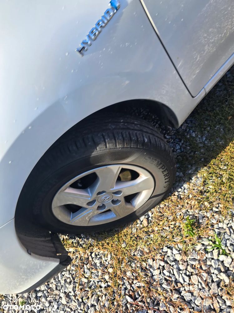 Toyota Auris 1.8 HSD Luna - 4