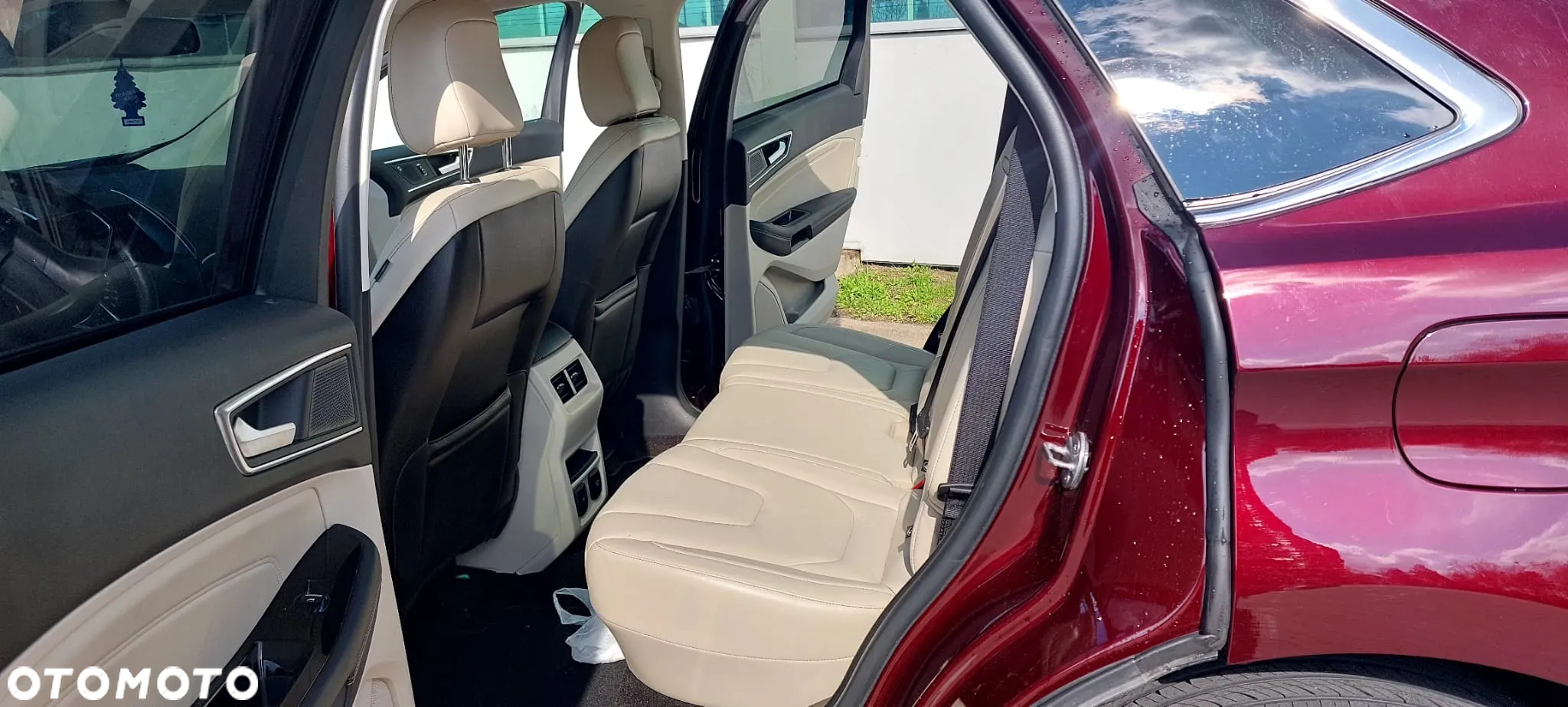 Ford Edge - 26