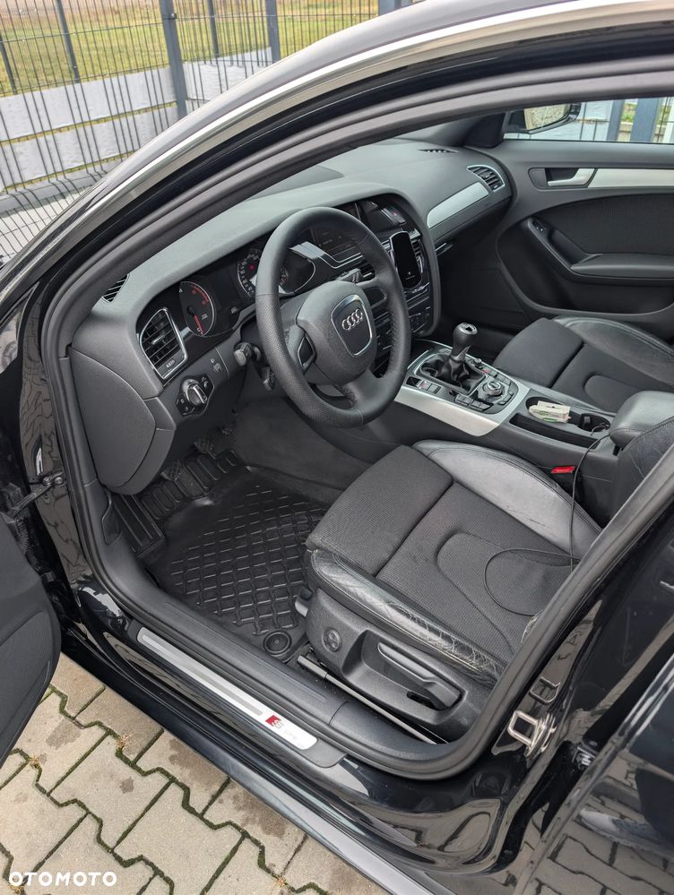 Audi A4 Avant - 11