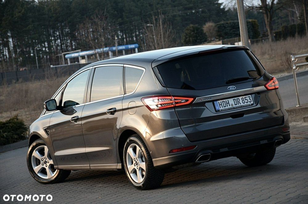 Ford S-Max - 10
