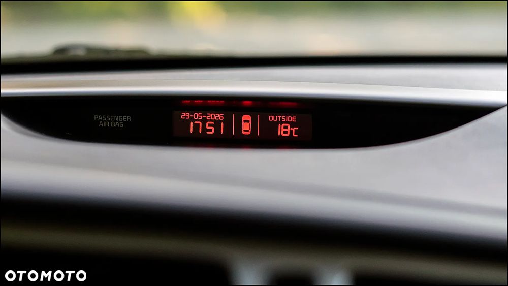 Kia Ceed - 30