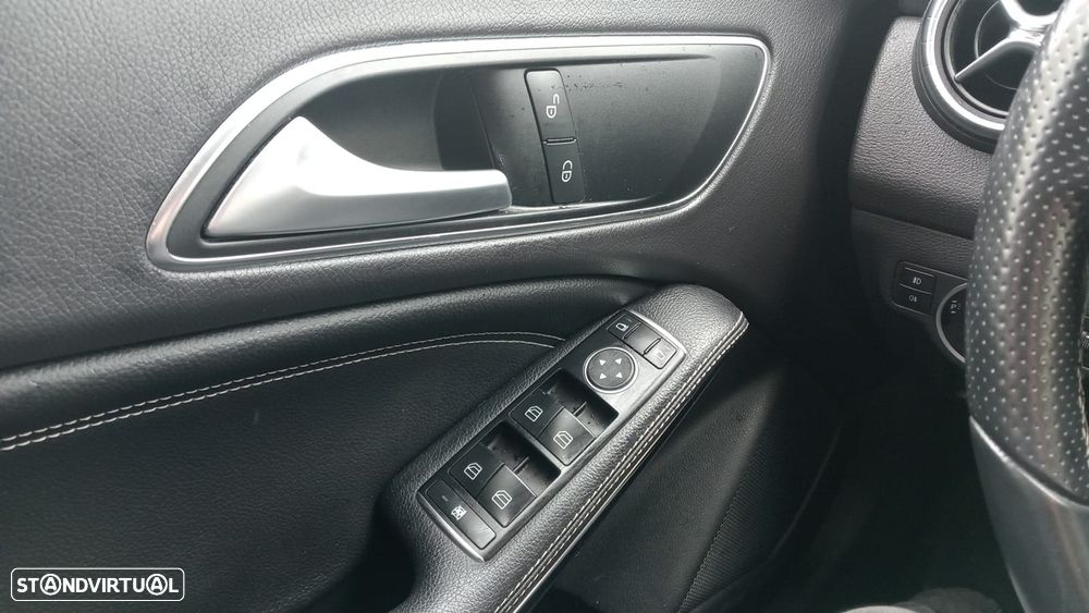 Mercedes-Benz CLA 200 d Shooting Brake Urban Aut. - 13