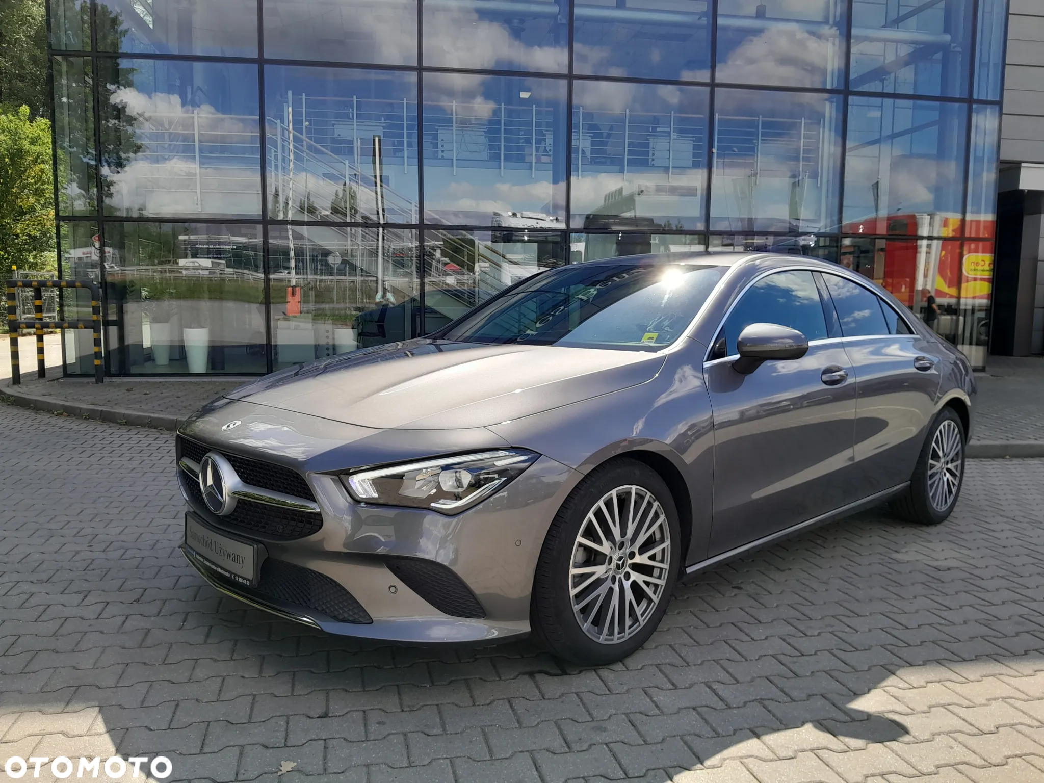 Mercedes-Benz CLA 180 7G-DCT - 2
