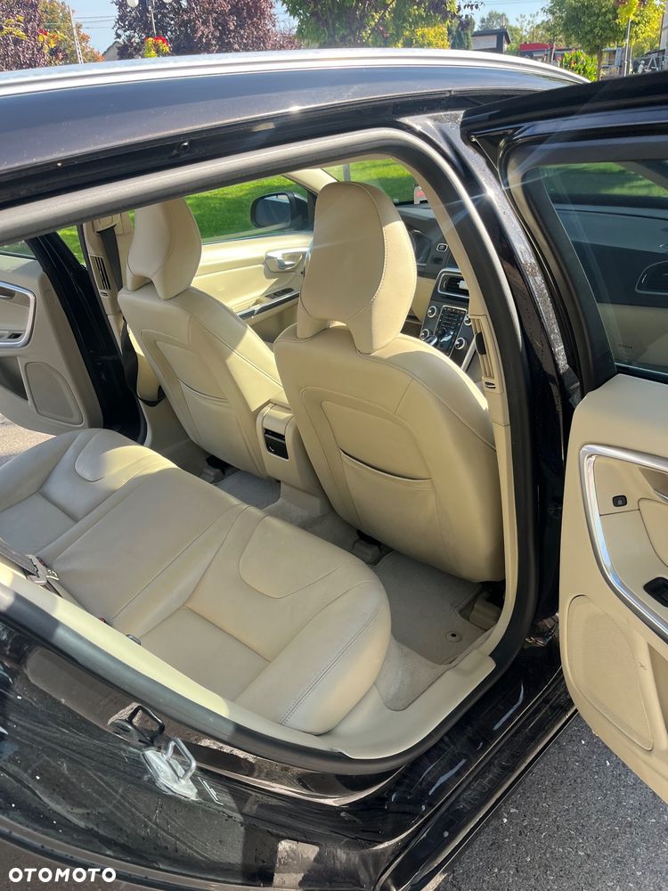 Volvo V60 - 13