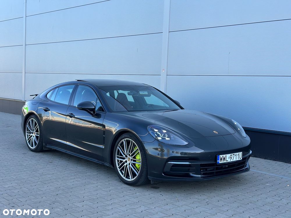 Porsche Panamera 4 E-Hybrid Platinum Edition - 11