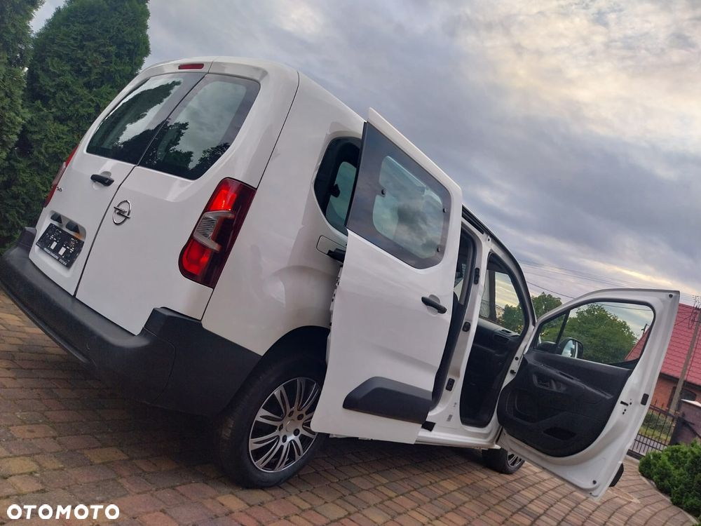 Opel Combo 1.5 D Start/Stop Ultimate - 31