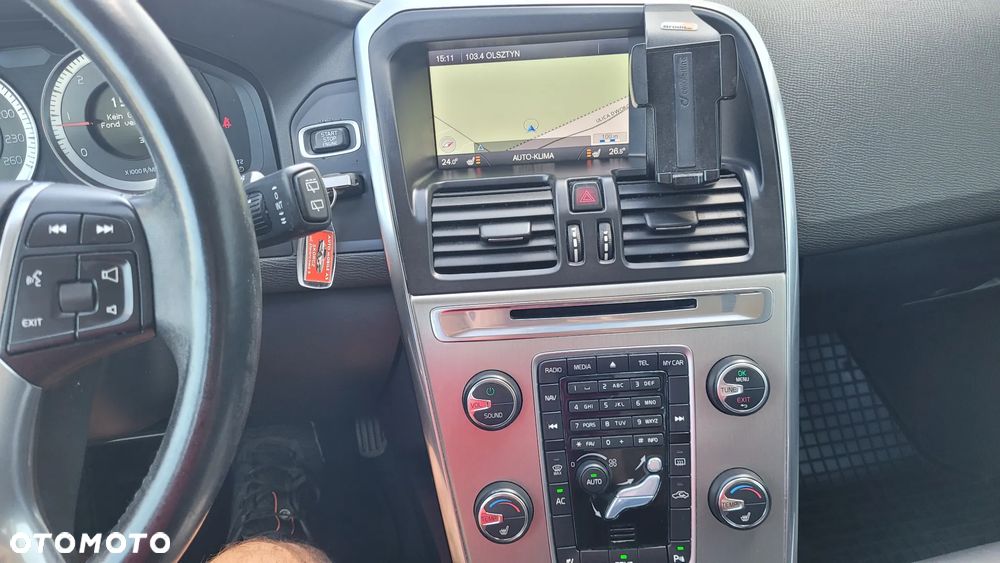 Volvo XC 60 D4 Momentum - 21