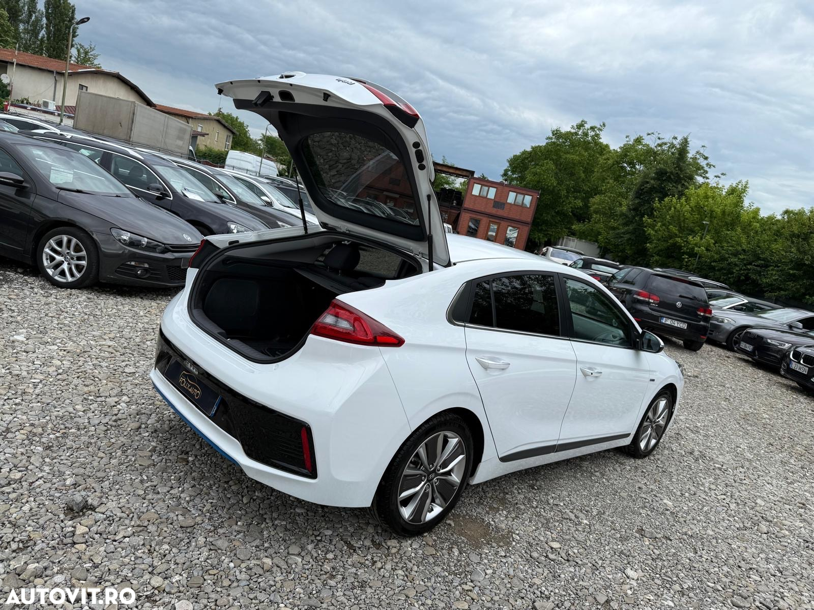 Hyundai IONIQ Hybrid 1.6 GDI Premium - 28