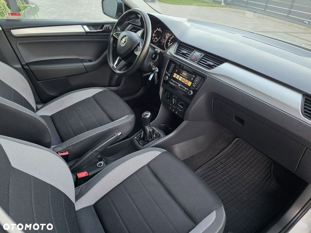 Skoda RAPID Spb 1.0 TSI Ambition - 7