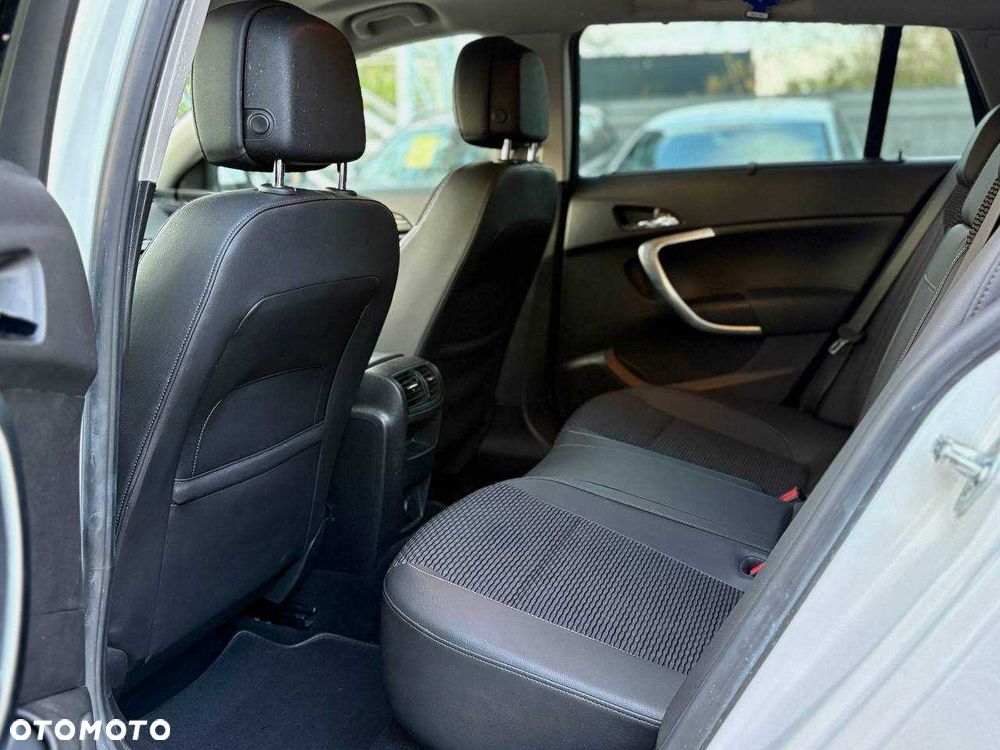 Opel Insignia - 8