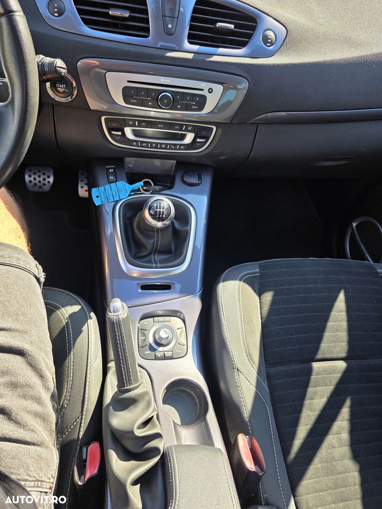 RENAULT Scenic 2014 — imagine 23