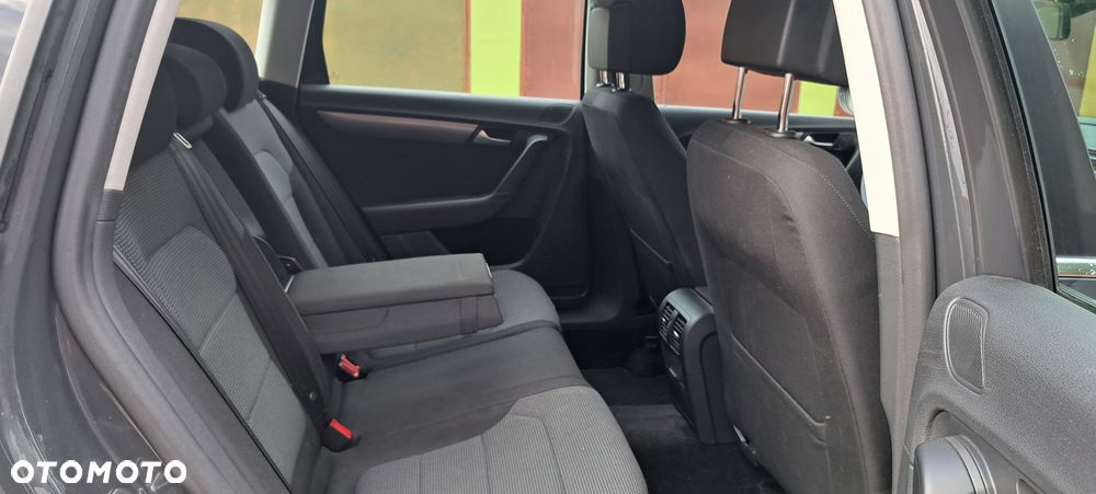 Volkswagen Passat 1.6 TDI (BlueMotion Technology) Comfortline - 13