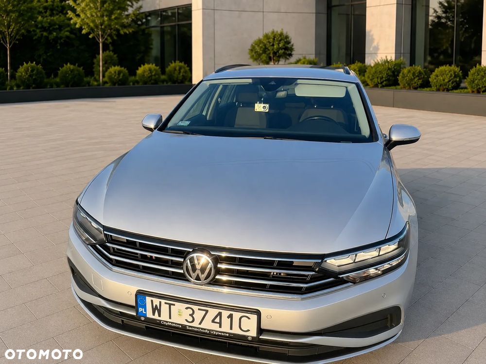 Volkswagen Passat 1.5 TSI EVO Business DSG - 2