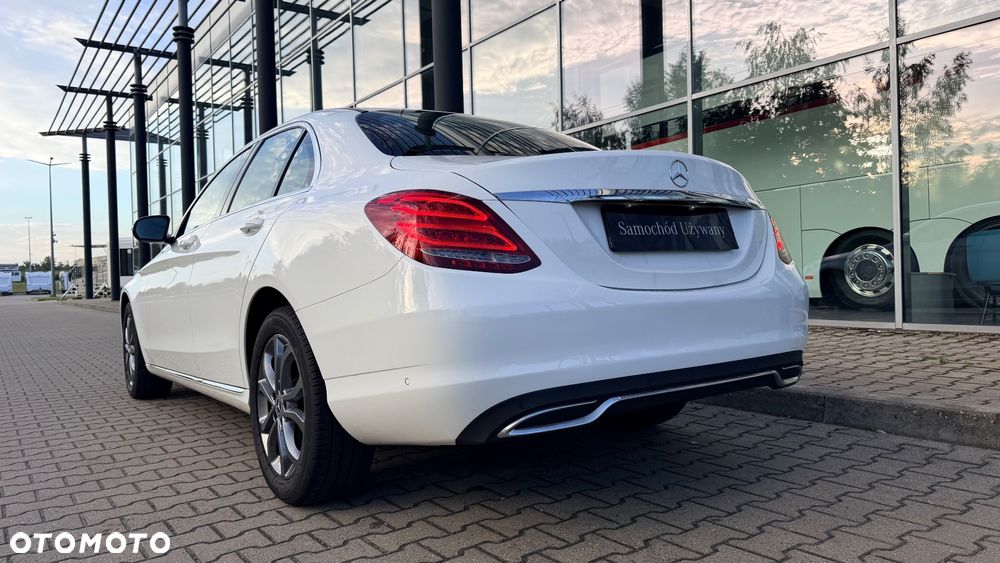 Mercedes-Benz Klasa C 180 9G-TRONIC - 36